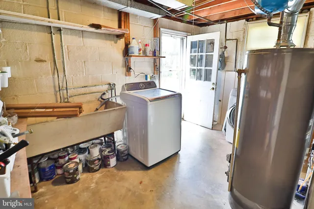 $3,100 | 1009 Kennon Court, Rockville, MD 20851