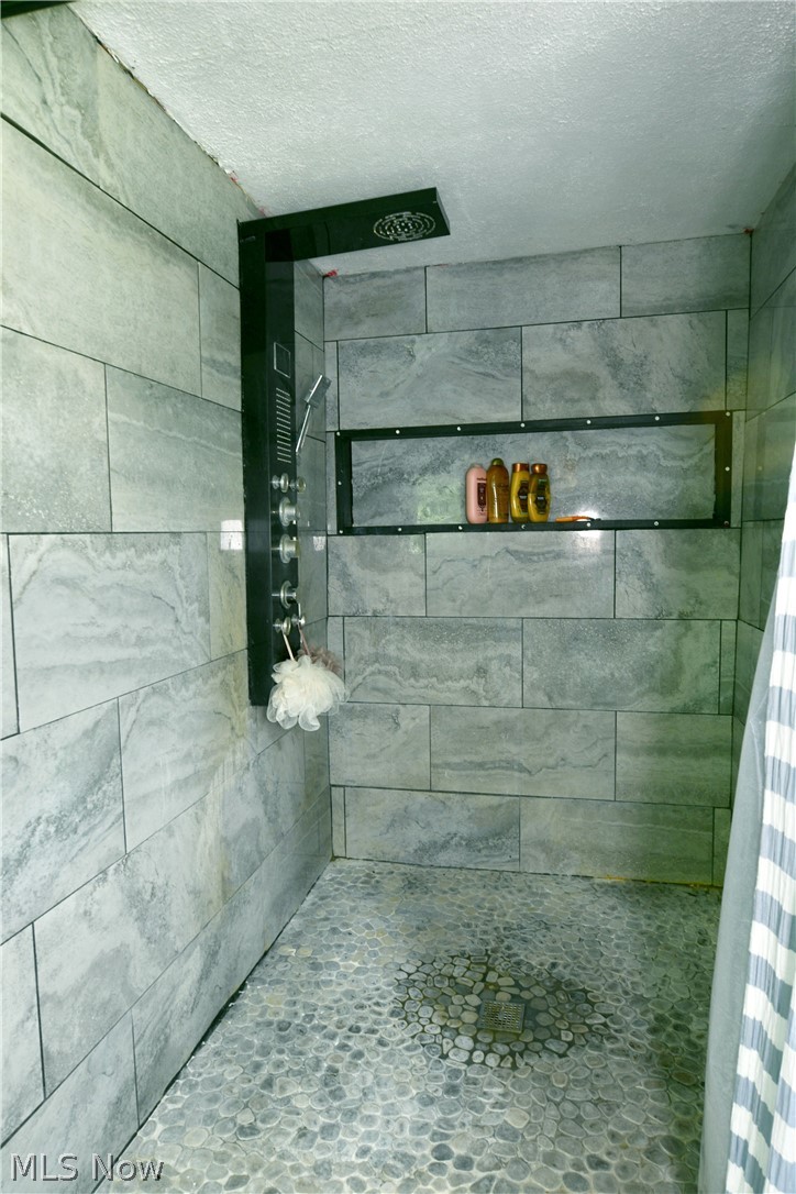 338 East Calla Road Youngstown, OH 44514 - Photo 27 of 48