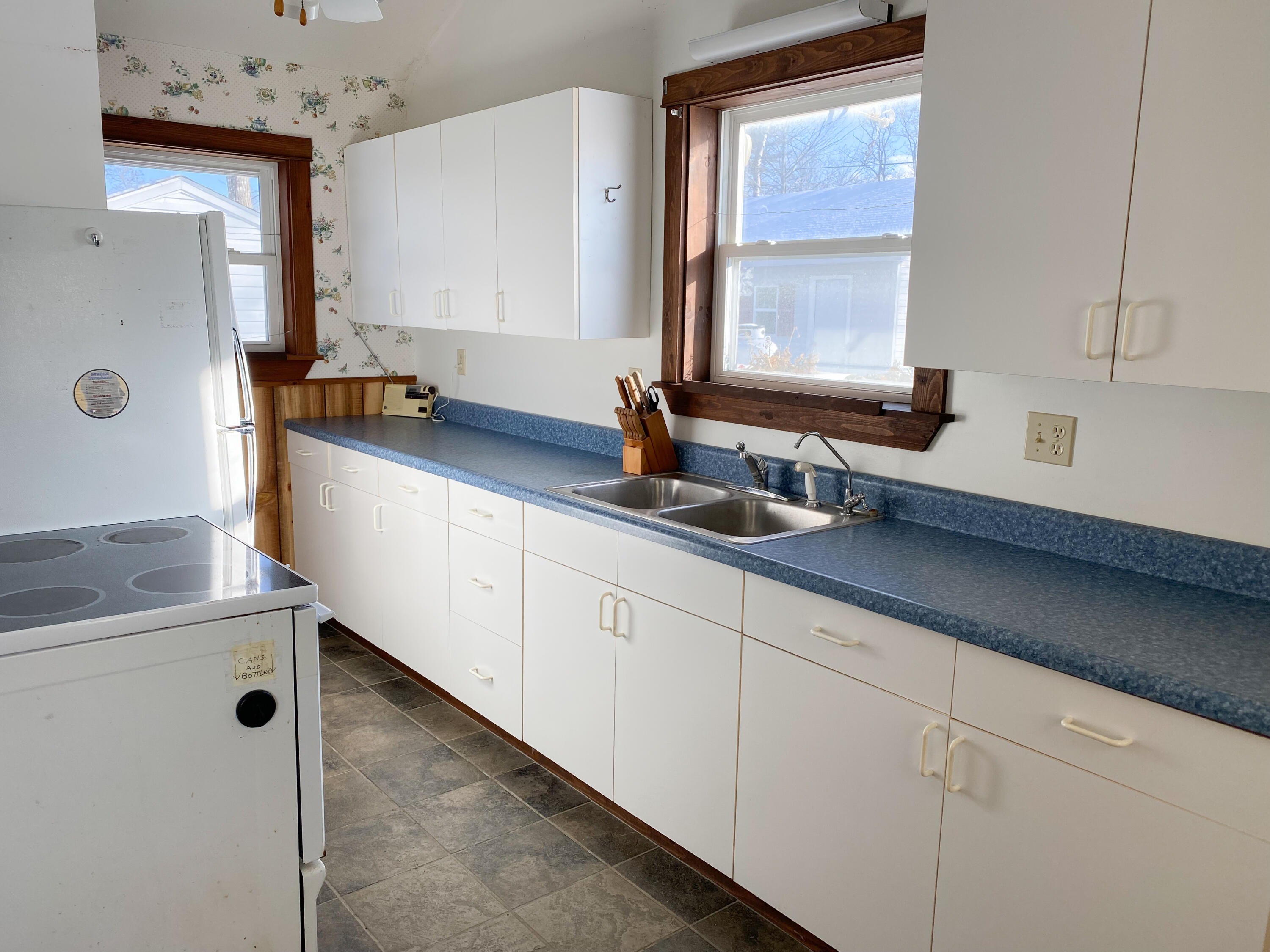 91-95 Orono Landing Road Orono, ME 04473 - Photo 23 of 38 95 Kitchen