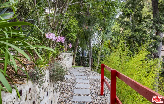 $3,491,000 | 2882 Belden Drive, Los Angeles, CA 90068