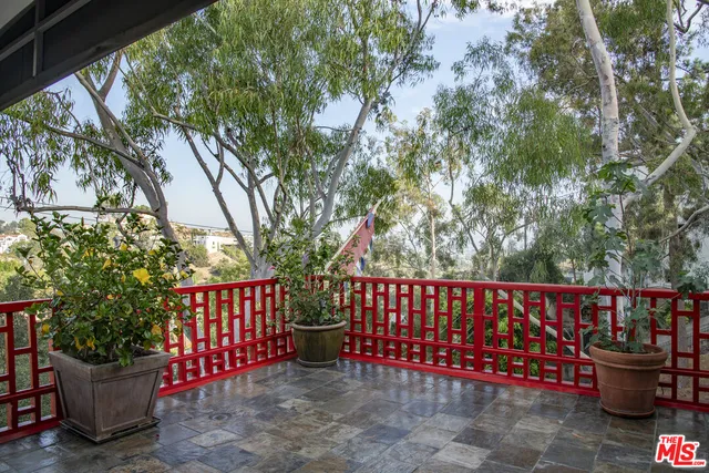$3,491,000 | 2882 Belden Drive, Los Angeles, CA 90068