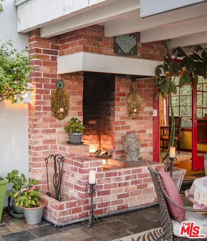 $3,491,000 | 2882 Belden Drive, Los Angeles, CA 90068