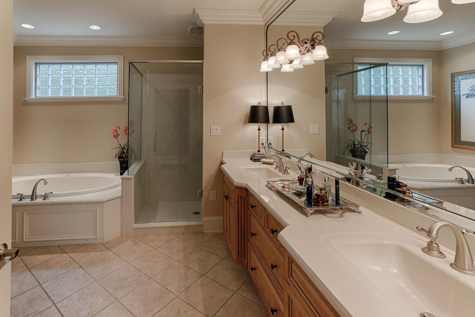 12608 Ridgepath Lane Knoxville, TN 37922 - Photo 14 of 31 master bath