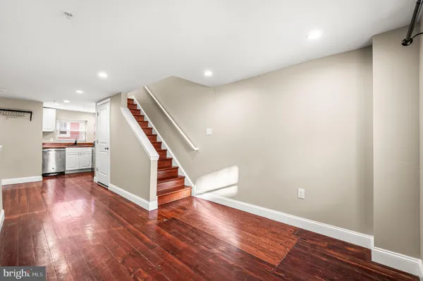 $1,900 | 980 North Lawrence Street, Unit D, Philadelphia, PA 19123