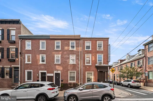 $1,900 | 980 North Lawrence Street, Unit D, Philadelphia, PA 19123