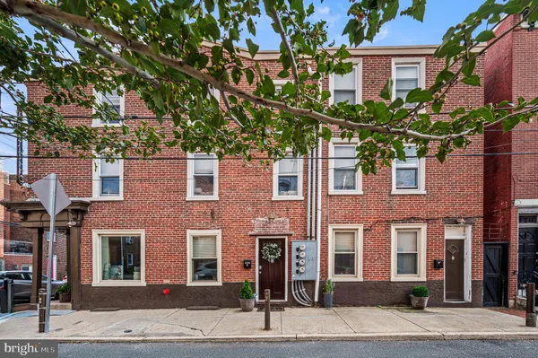 $1,900 | 980 North Lawrence Street, Unit D, Philadelphia, PA 19123