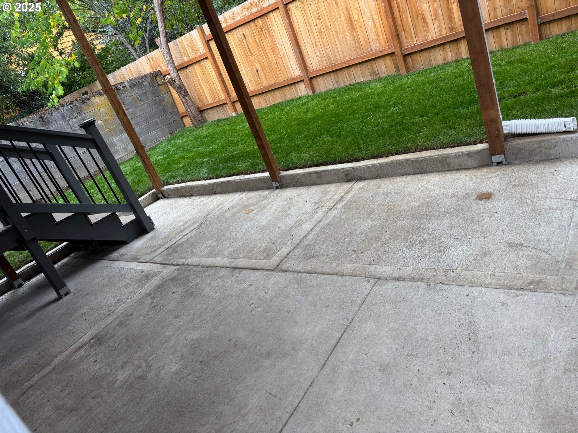 428 Southeast 30th Place Portland, OR 97214 - Photo 15 of 26 Covered Patio