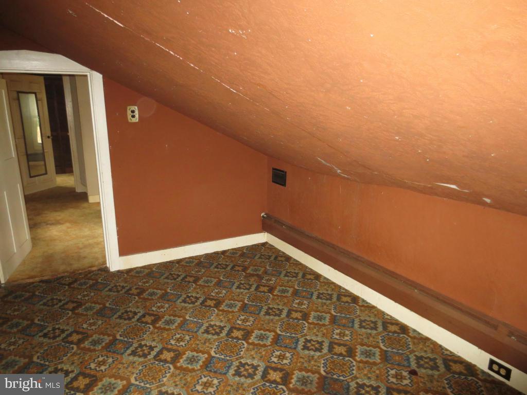 1093 Prospect Road Columbia, PA 17512 - Photo 14 of 19 Gallery Image 14