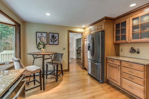26 Olde Towne Road Lynnfield, MA 01940 - Photo 17 of 30 Gallery Image 17