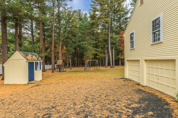 26 Olde Towne Road Lynnfield, MA 01940 - Photo 28 of 30 Gallery Image 28
