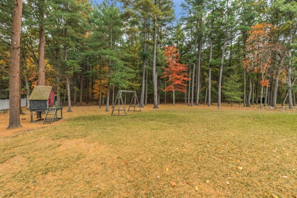 26 Olde Towne Road Lynnfield, MA 01940 - Photo 29 of 30 Gallery Image 29