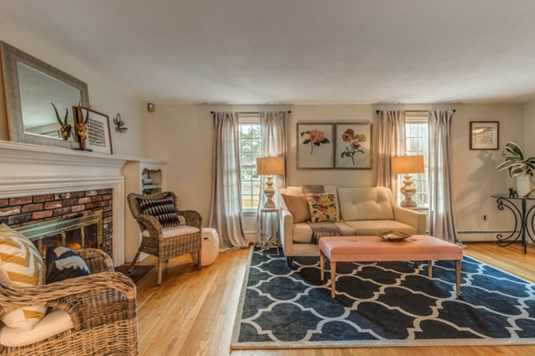 26 Olde Towne Road Lynnfield, MA 01940 - Photo 9 of 30 Gallery Image 9