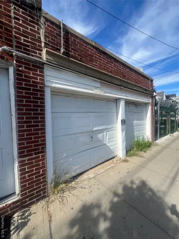 $980,000 | 115-47 Sutphin Boulevard | South Jamaica