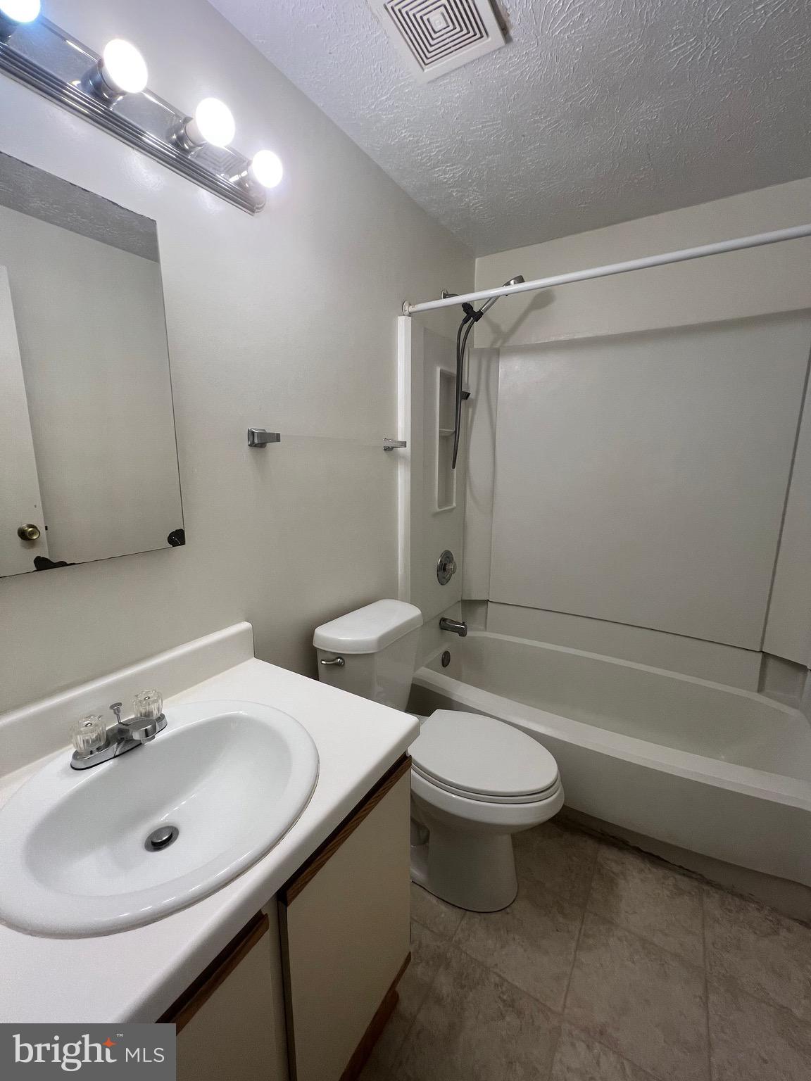 19207 Misty Meadow Terrace Germantown, MD 20874 - Photo 16 of 20