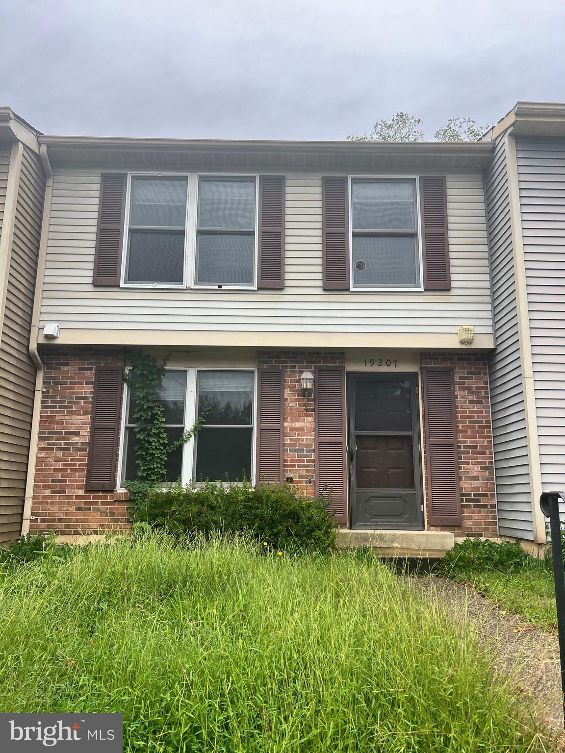 19207 Misty Meadow Terrace Germantown, MD 20874 - Photo 2 of 20