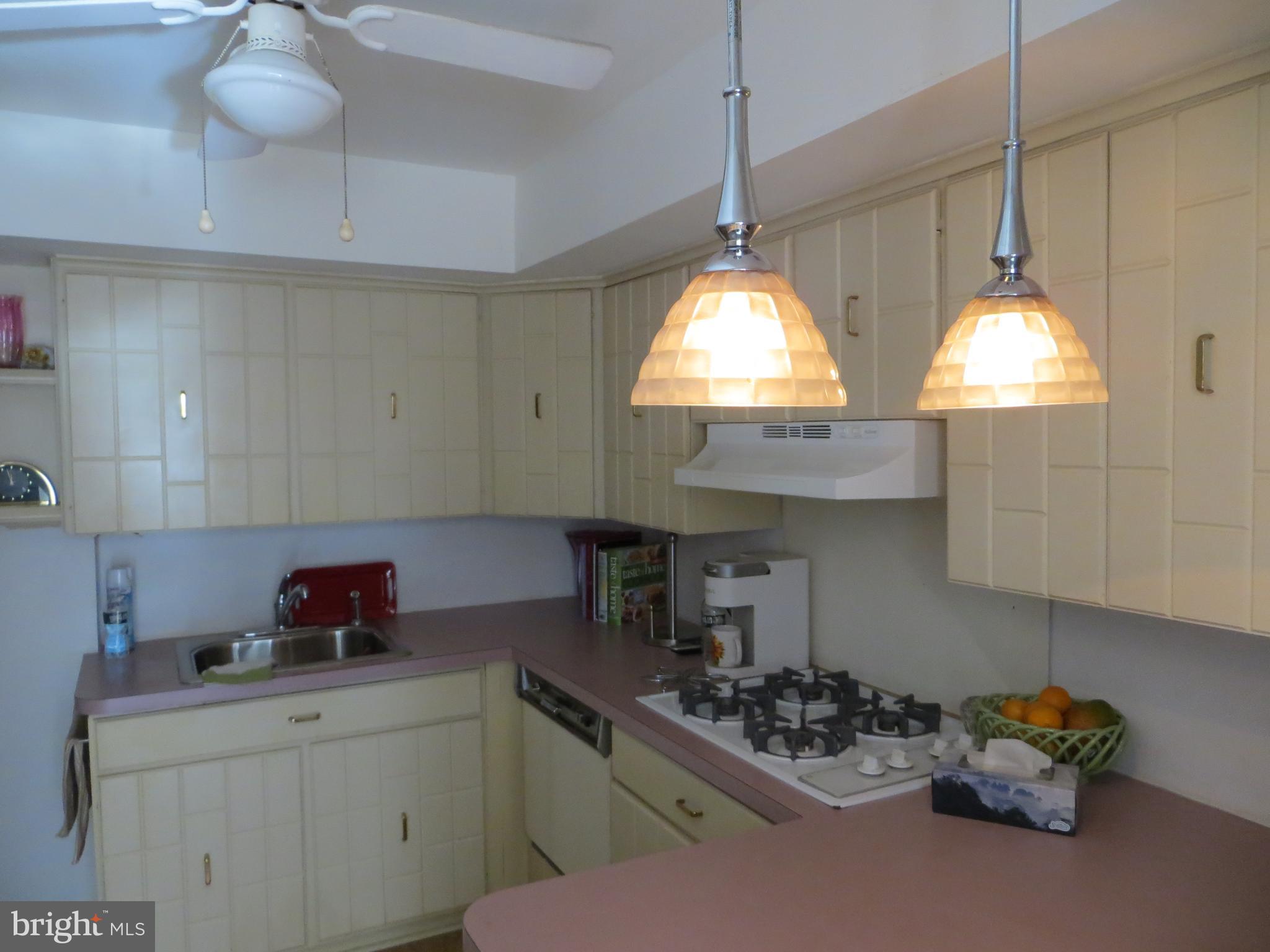 1265 Nottingham Way Hamilton, NJ 08609 - Photo 8 of 24 Kitchen