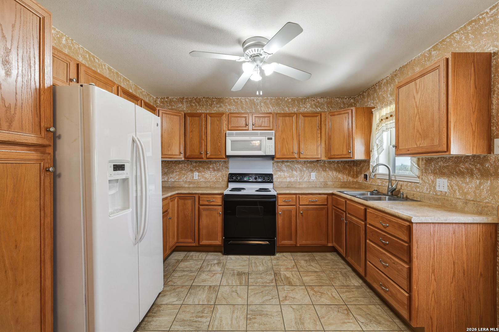 6730 Highway 1604 Loop Adkins, TX 78101 - Photo 8 of 30
