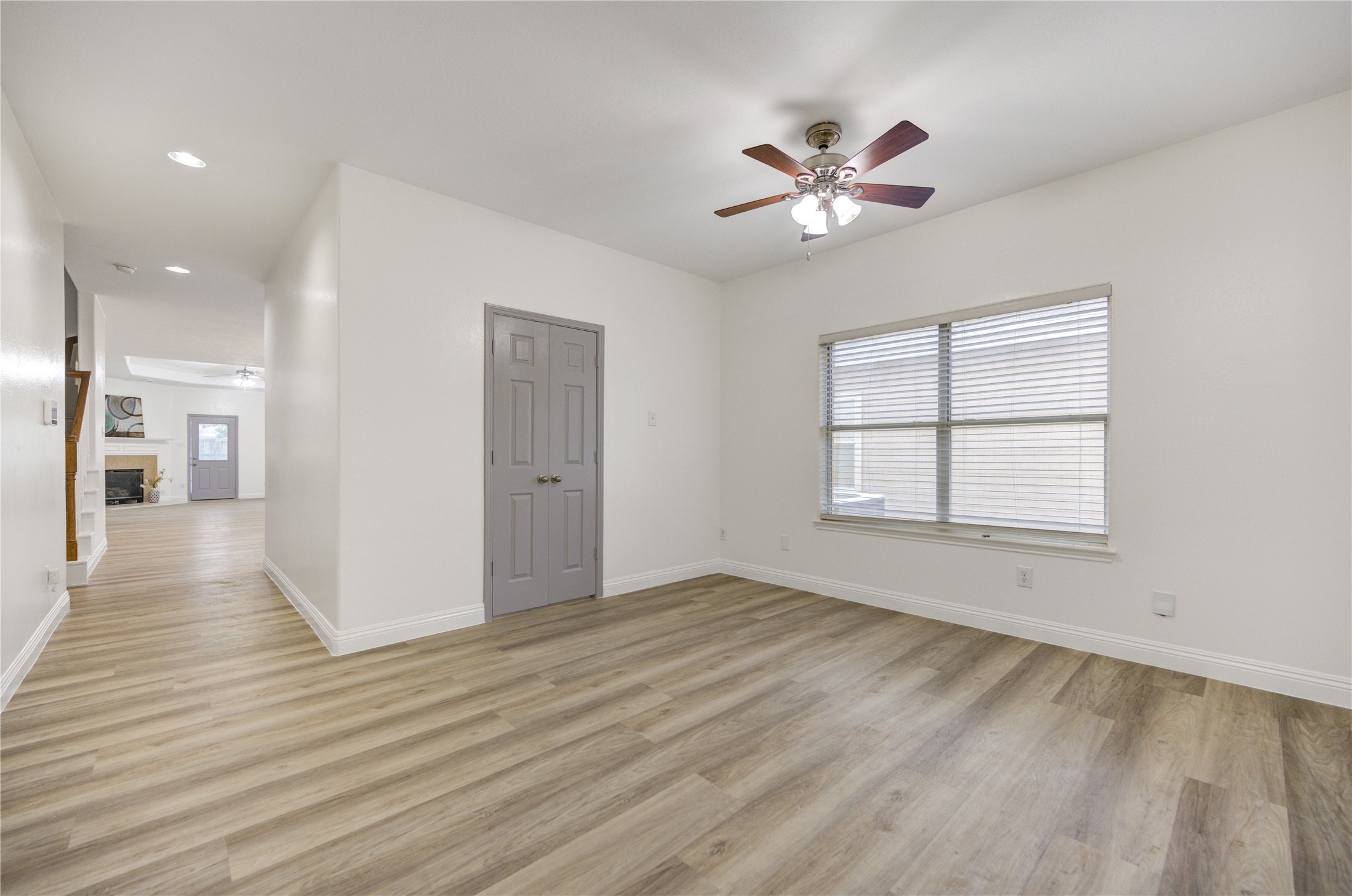 21626 Amesbury Meadow Lane Spring, TX 77379 - Photo 3 of 34