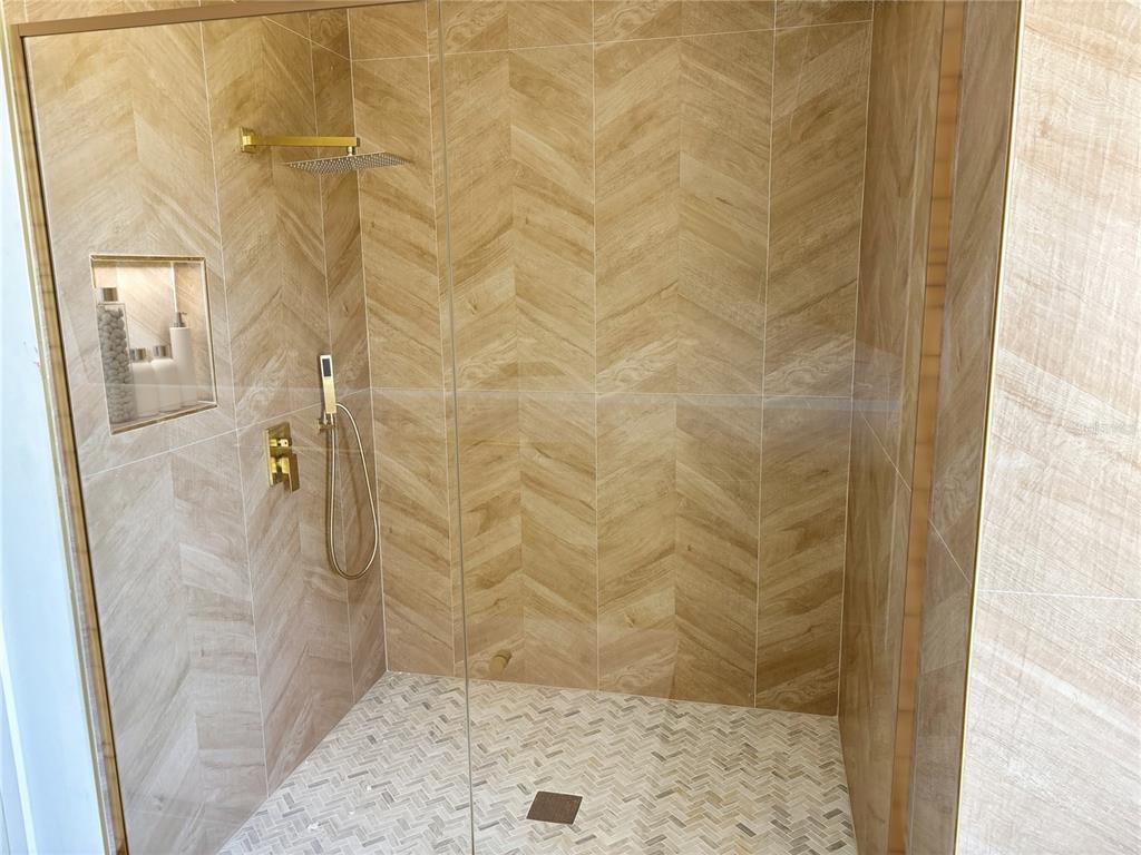 215 Bunker Road Rotonda West, FL 33947 - Photo 35 of 46 a bathroom with a shower