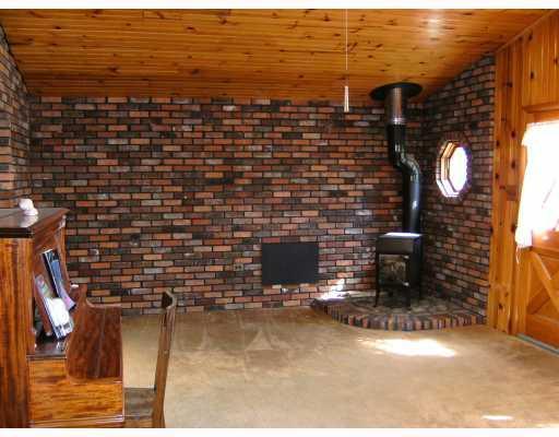 141 Wray Large Road Jefferson Hills, PA 15025 - Photo 3 of 8 Den/Family/Great Room.