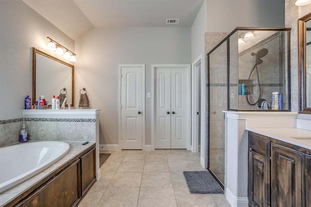 424 Delaware Street Burleson, TX 76028 - Photo 21 of 37