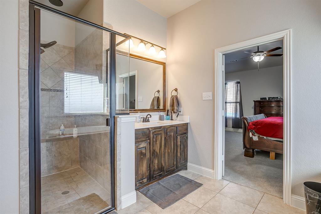 424 Delaware Street Burleson, TX 76028 - Photo 24 of 37