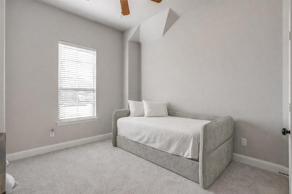 424 Delaware Street Burleson, TX 76028 - Photo 30 of 37