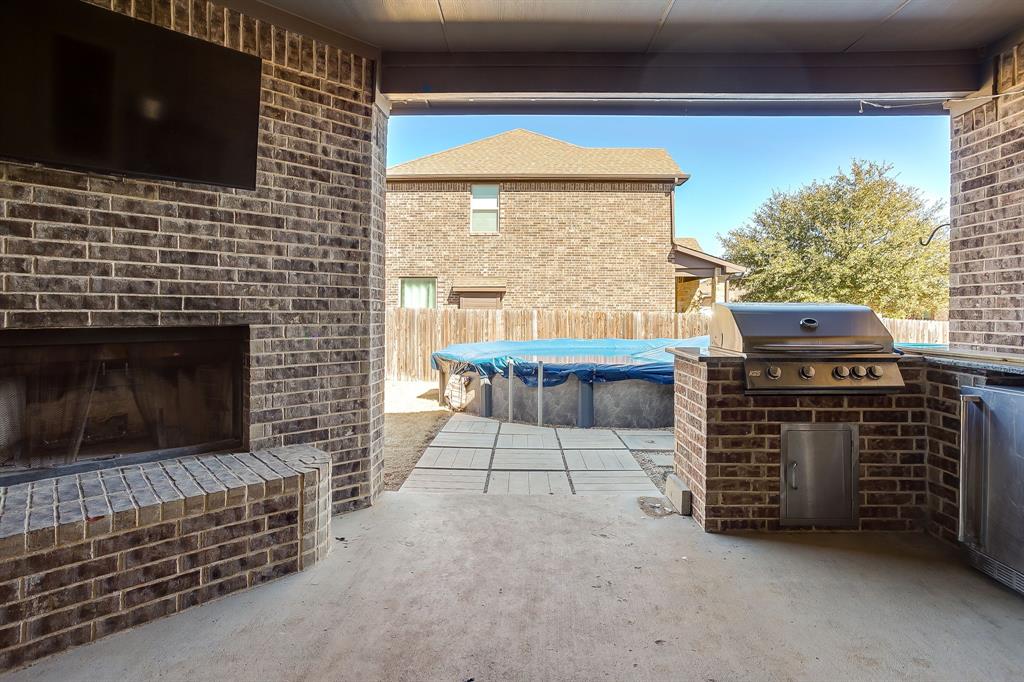 424 Delaware Street Burleson, TX 76028 - Photo 33 of 37