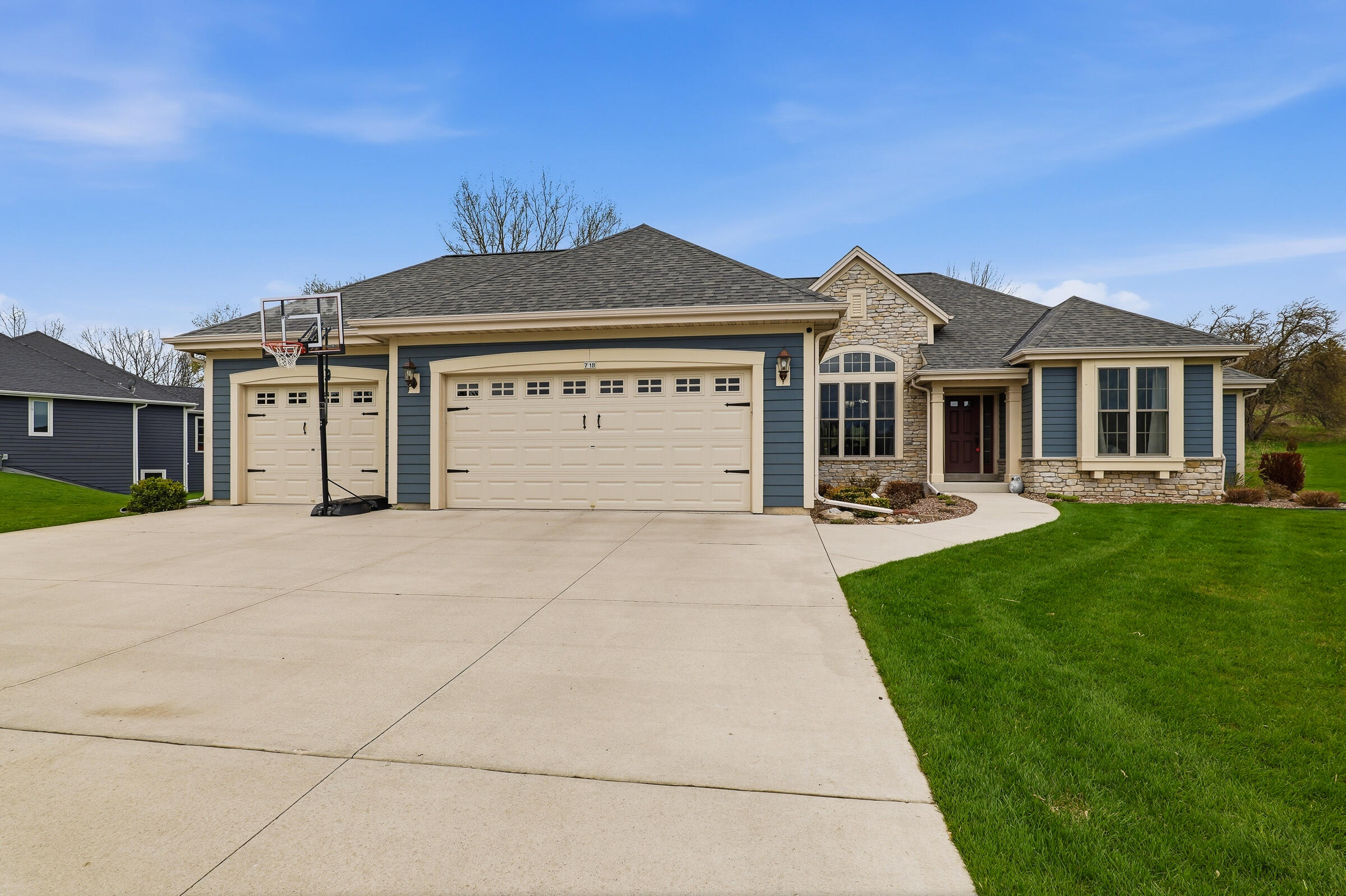 718 Meadow Ridge Lane Plymouth, WI 53073 - Photo 37 of 44 3 Car Attached Garage