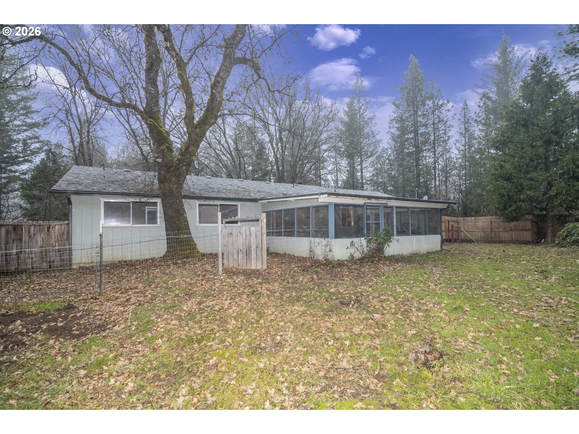 4885 Azalea Drive Grants Pass, OR 97526 - Photo 16 of 29