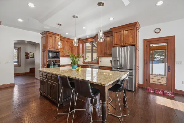 $975,000 | W4348 Niagara Lane, Taycheedah, WI 54937