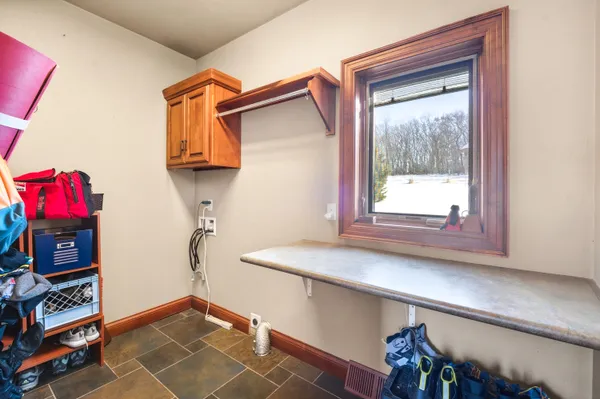 $975,000 | W4348 Niagara Lane, Taycheedah, WI 54937