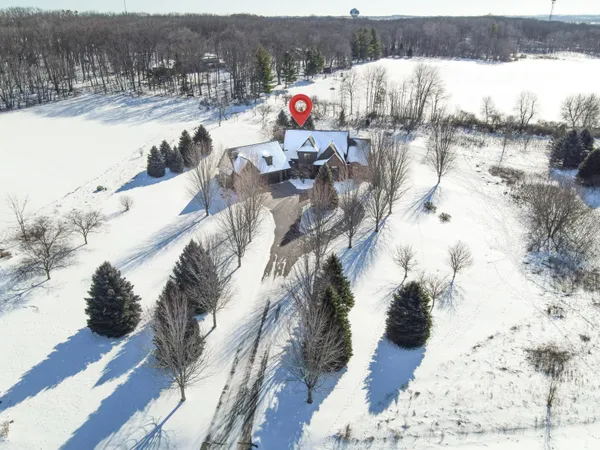 $975,000 | W4348 Niagara Lane, Taycheedah, WI 54937