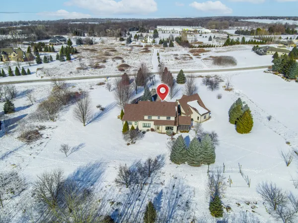 $975,000 | W4348 Niagara Lane, Taycheedah, WI 54937