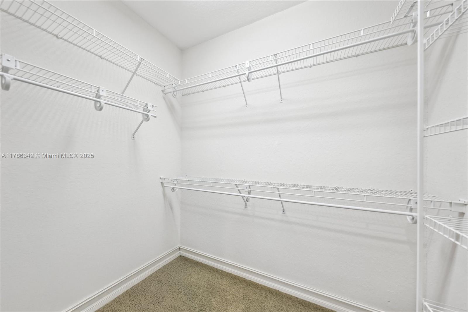 389 Oregon Lane Boca Raton, FL 33487 - Photo 36 of 85