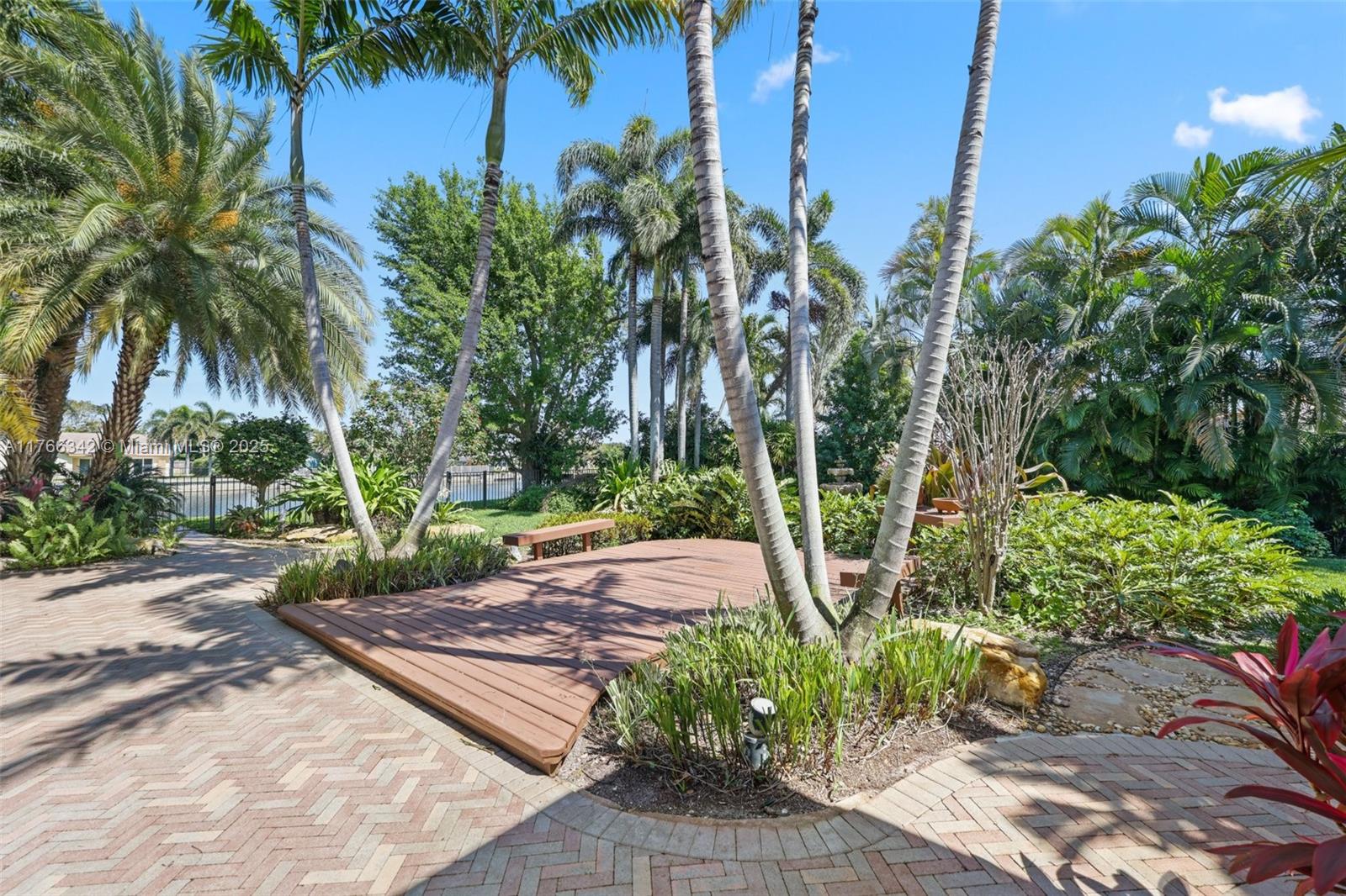 389 Oregon Lane Boca Raton, FL 33487 - Photo 66 of 85