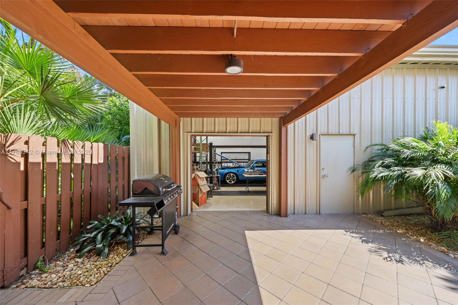 389 Oregon Lane Boca Raton, FL 33487 - Photo 68 of 85