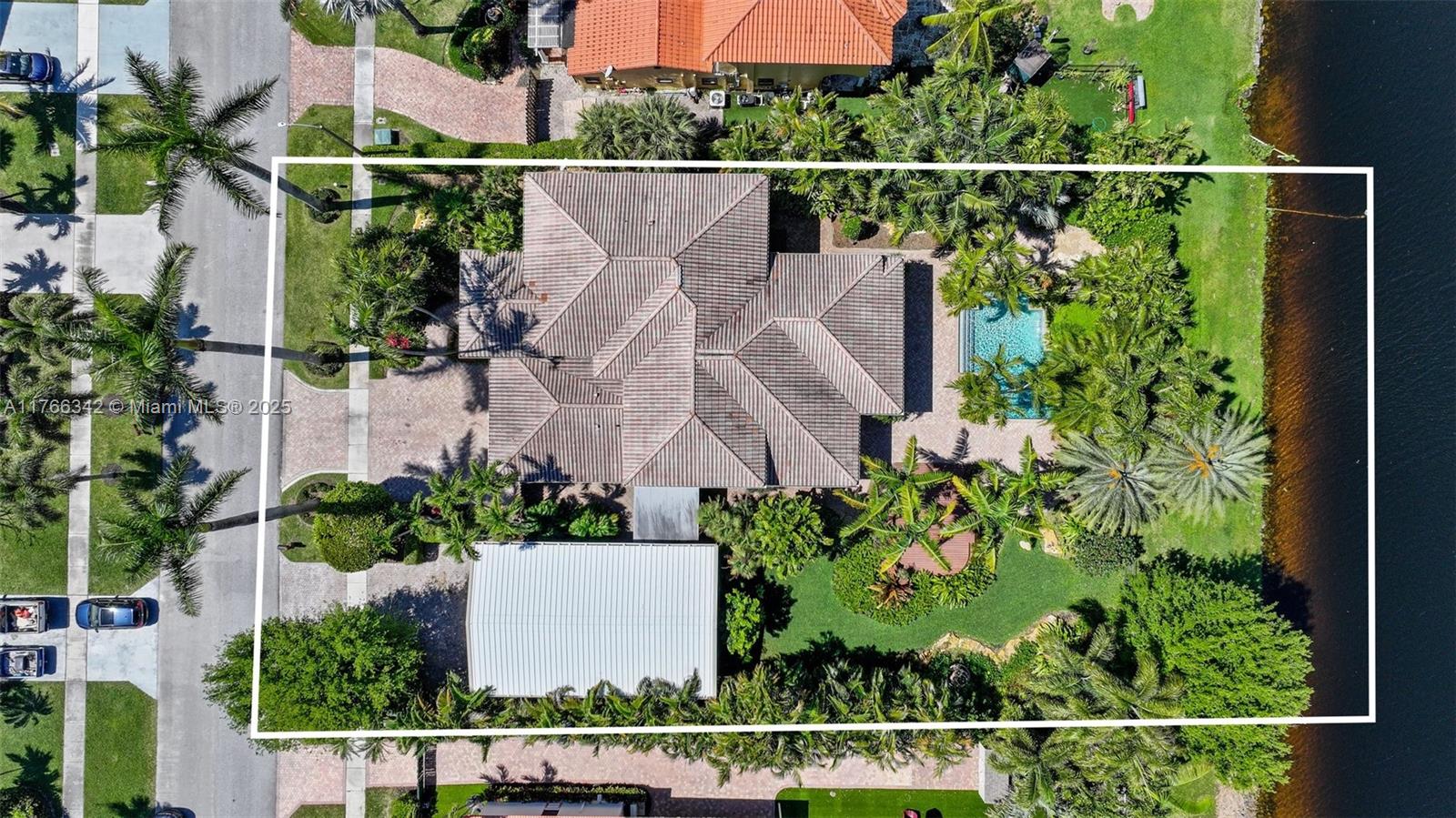 389 Oregon Lane Boca Raton, FL 33487 - Photo 77 of 85