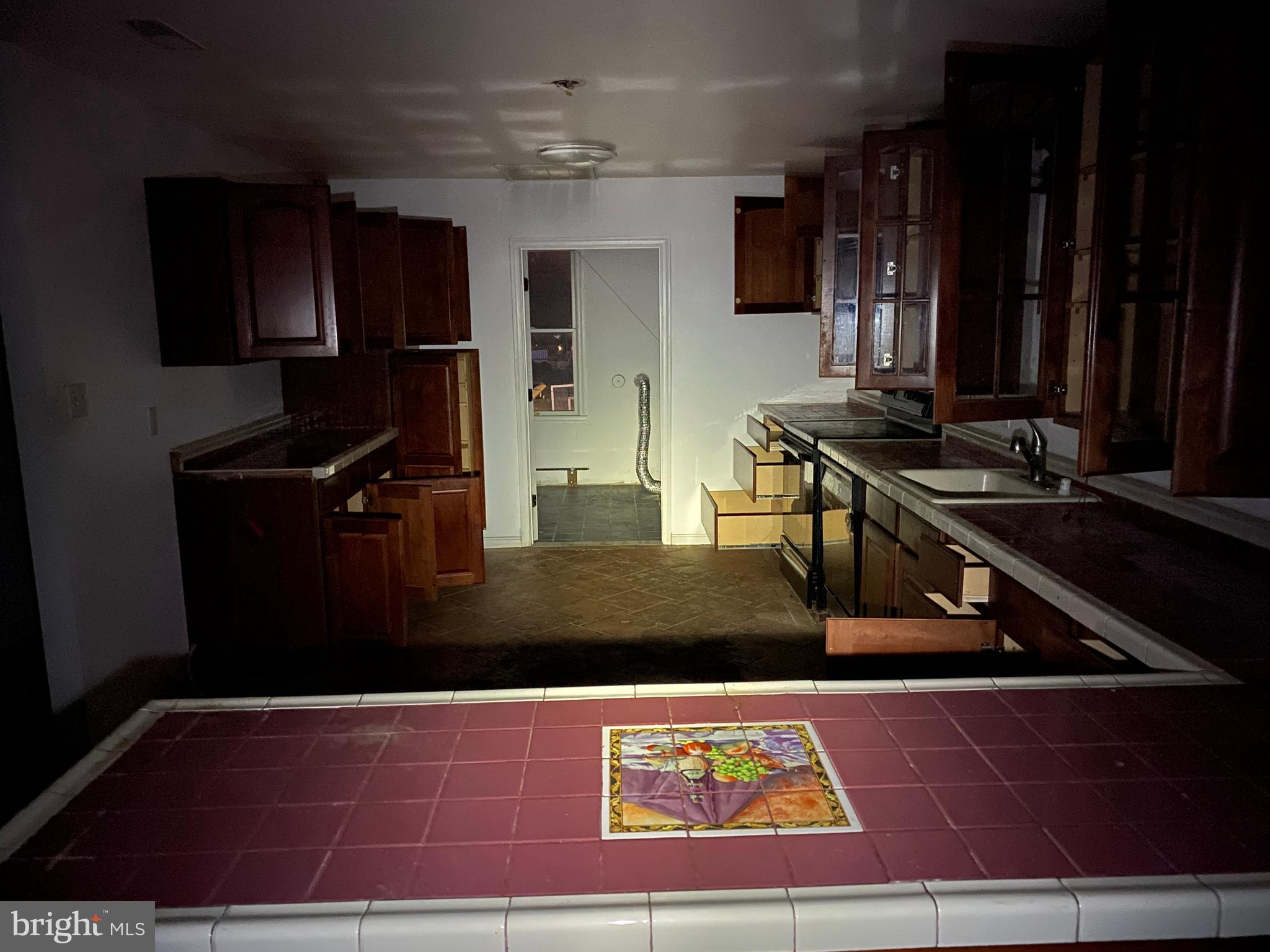 1905 Rettman Lane Baltimore, MD 21222 - Photo 14 of 16 Gallery Image 14