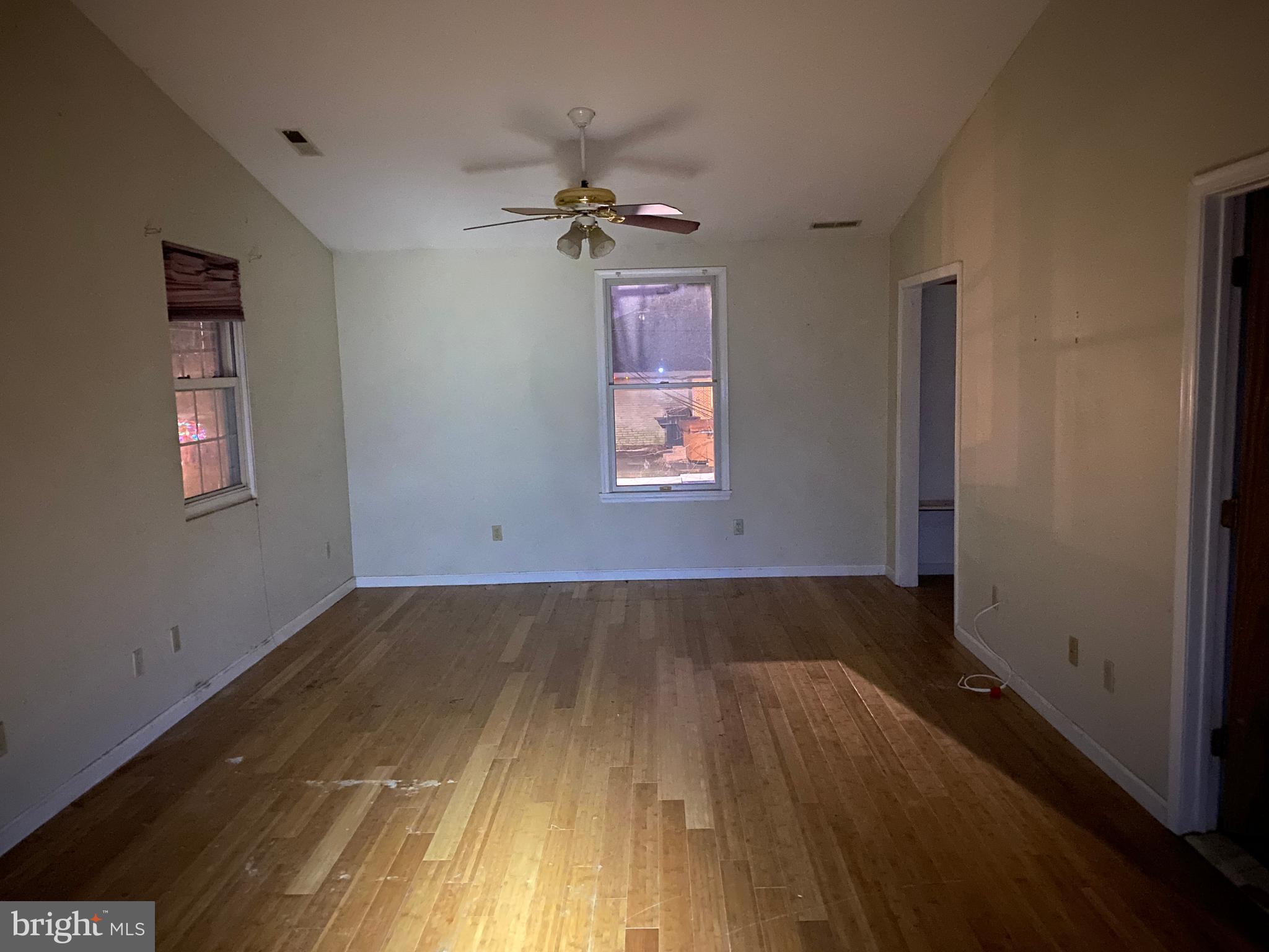 1905 Rettman Lane Baltimore, MD 21222 - Photo 15 of 16 Gallery Image 15