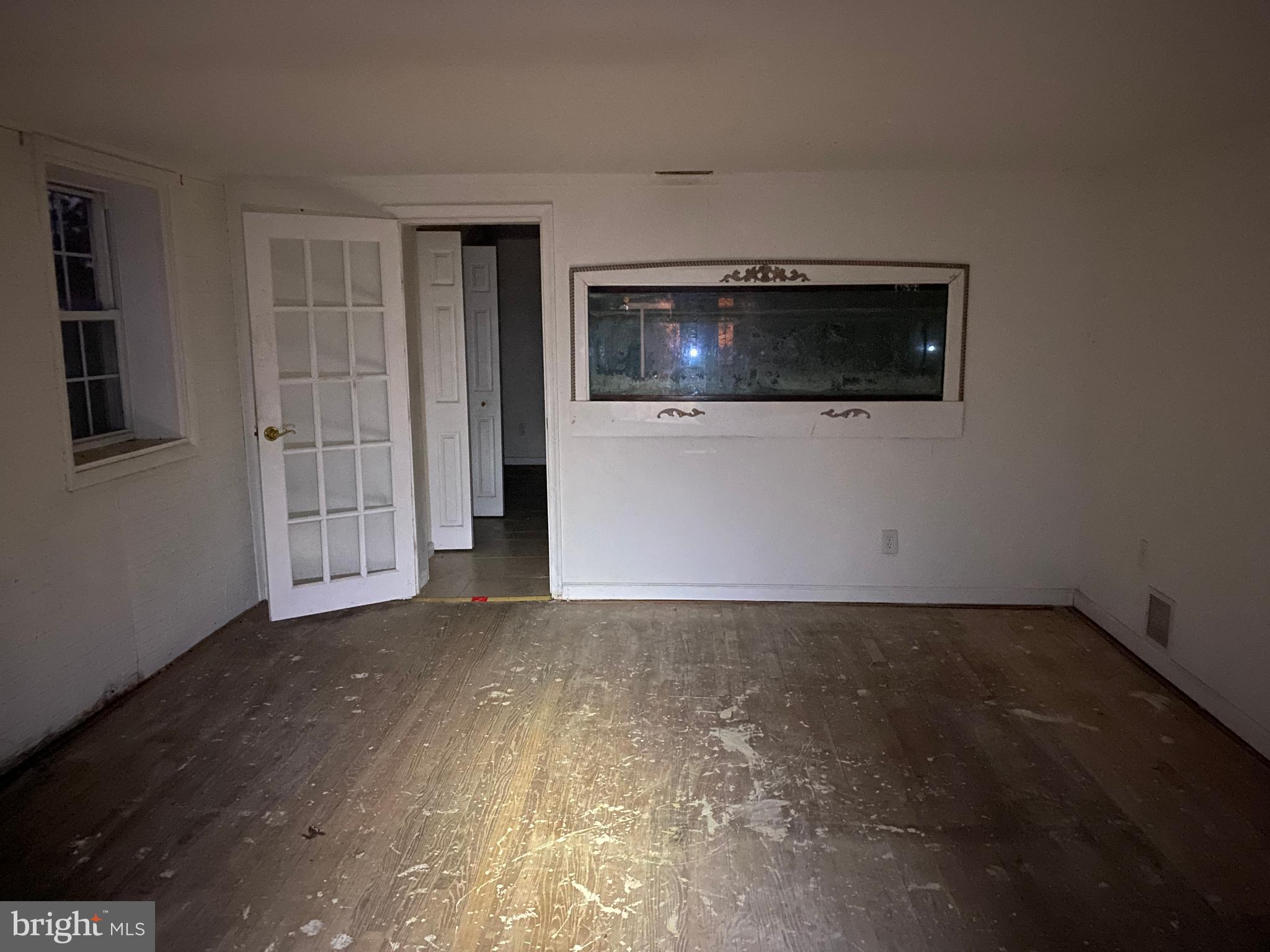 1905 Rettman Lane Baltimore, MD 21222 - Photo 7 of 16 Gallery Image 7