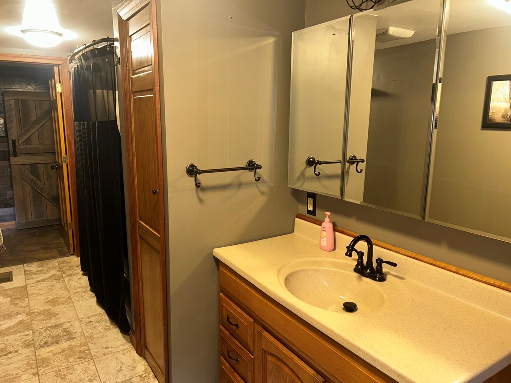 5389 Doc Walker Road Parker, PA 16049 - Photo 23 of 41