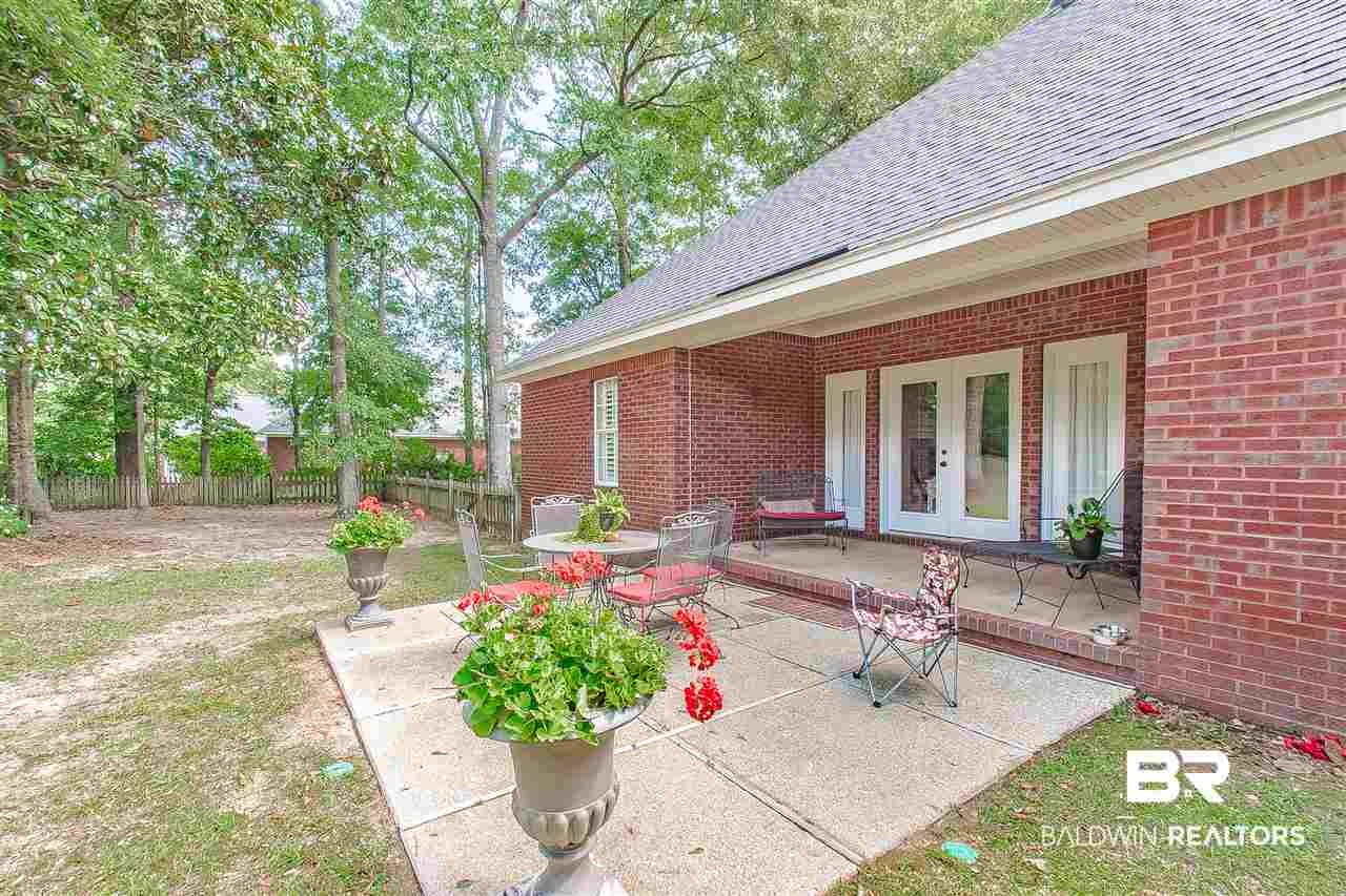 8792 Pine Run Daphne, AL 36527 - Photo 35 of 40 Patio