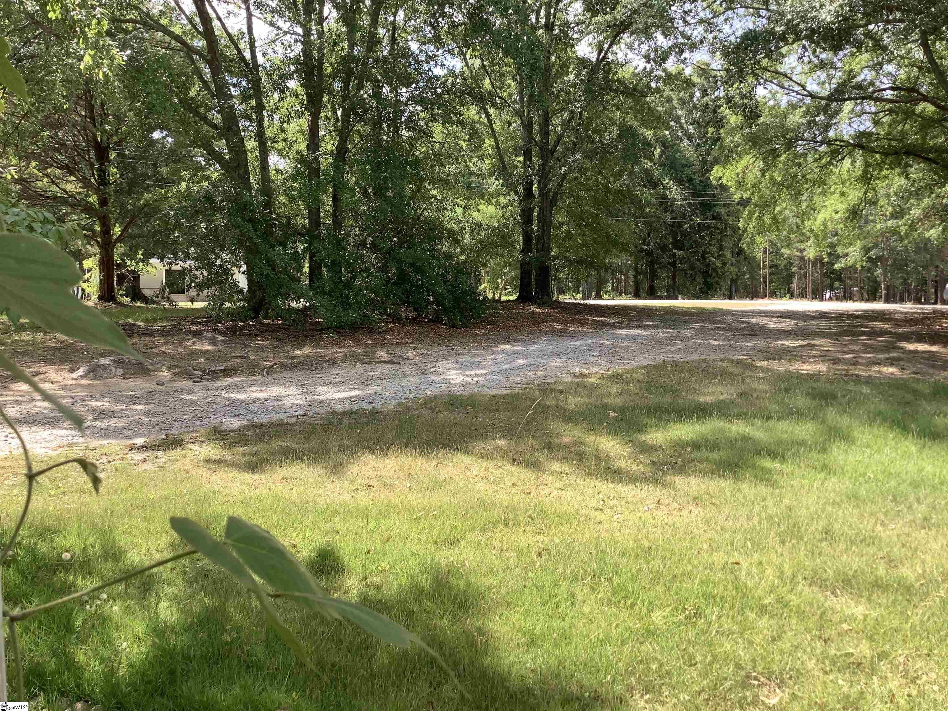 323 Hillside Church Road Fountain Inn, SC 29644 - Photo 5 of 7 Gallery Image 5