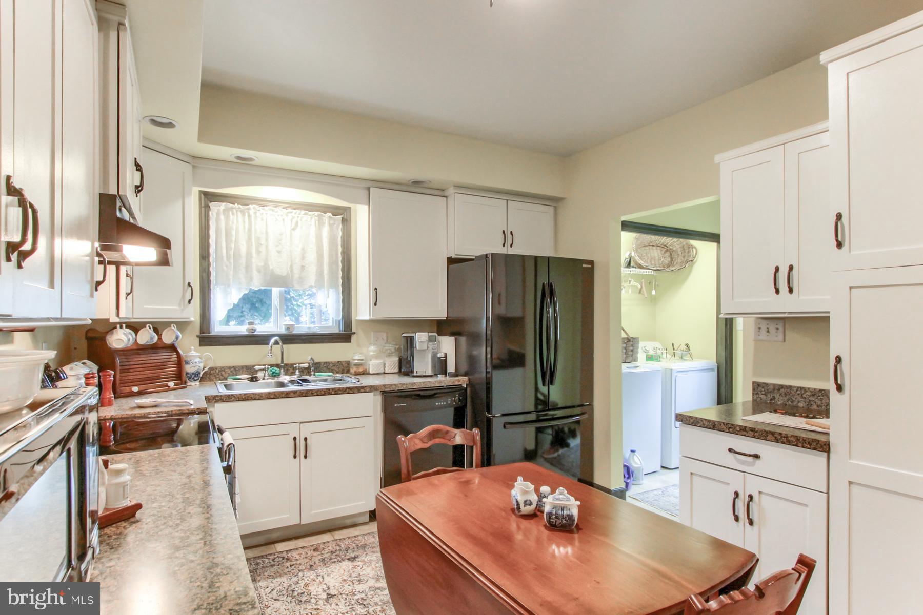 812 West Trindle Road Mechanicsburg, PA 17055 - Photo 16 of 33 Gallery Image 16