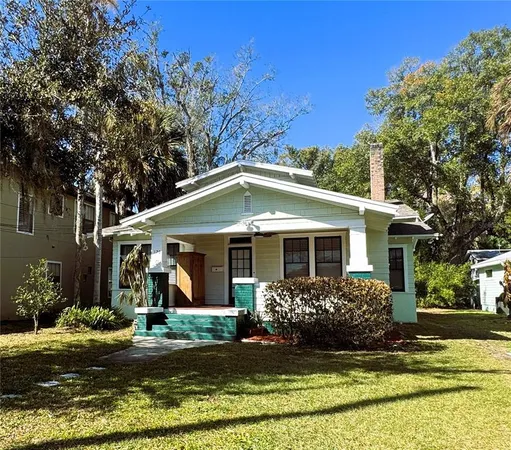 $2,695 | 120 South Thornton Avenue, Orlando, FL 32801