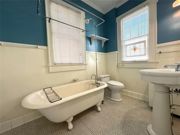 $2,695 | 120 South Thornton Avenue, Orlando, FL 32801