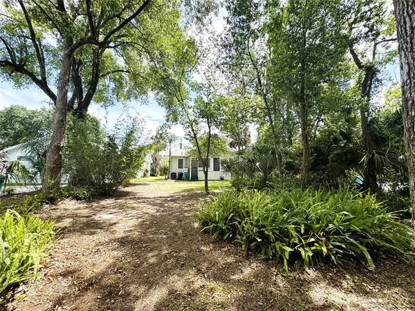 $2,695 | 120 South Thornton Avenue, Orlando, FL 32801