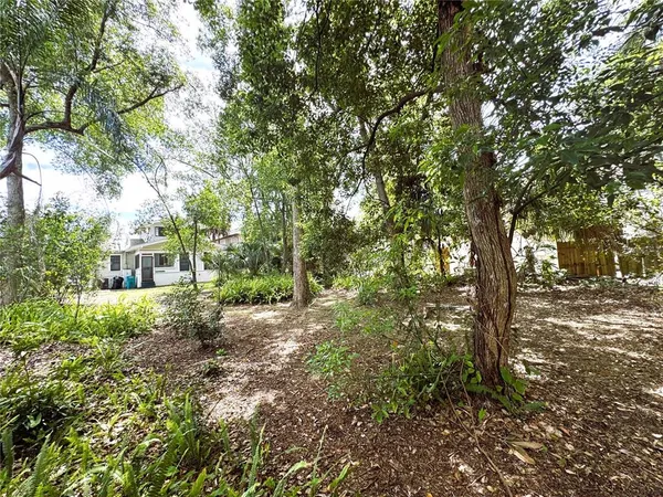 $2,695 | 120 South Thornton Avenue, Orlando, FL 32801