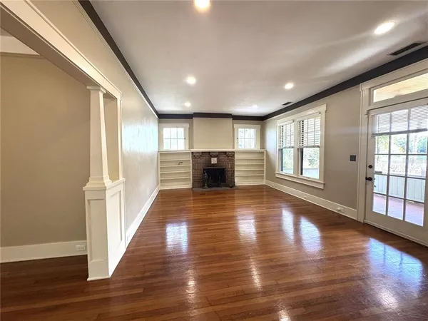 $2,695 | 120 South Thornton Avenue, Orlando, FL 32801